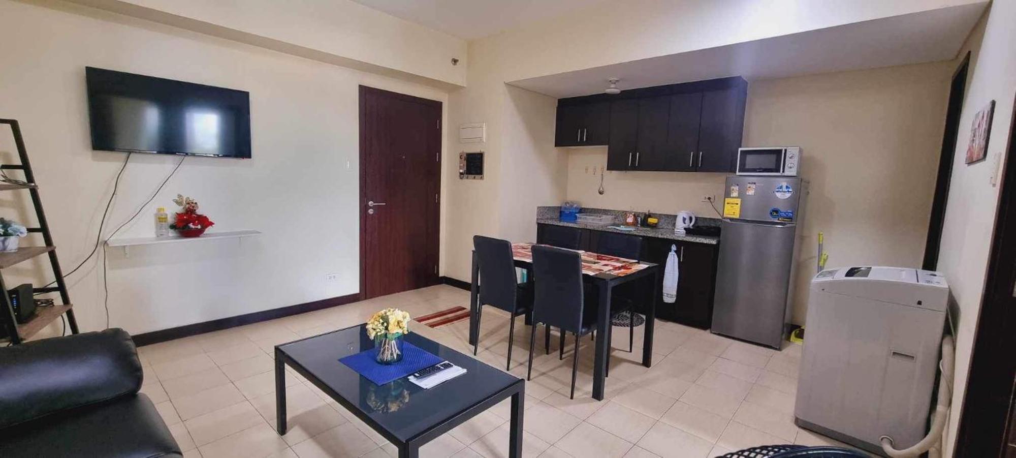San Lorenzo Place Condo Макати Экстерьер фото